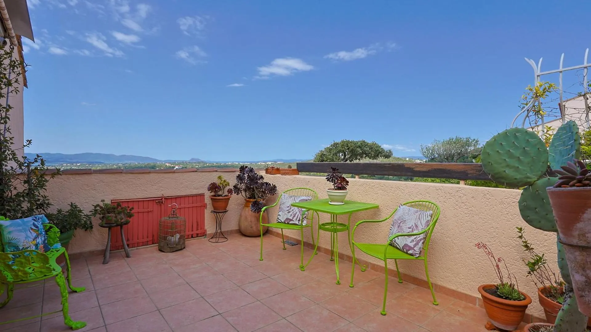 Holiday home Bastidon Les Citronniers Fuer 4 Personen Mit Meerblick Saint-Raphael  France