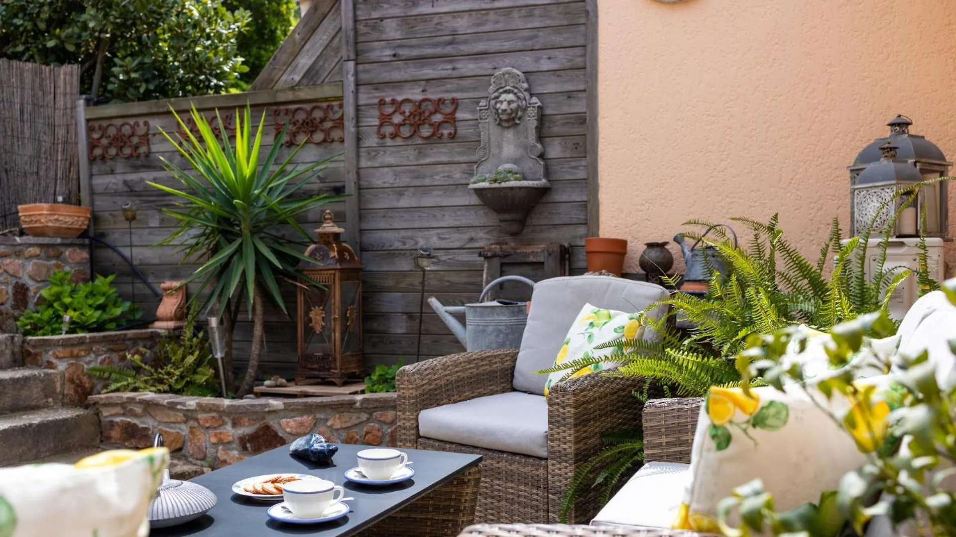 Bastidon Les Citronniers Fuer 4 Personen Mit Meerblick Saint-Raphael  Saint-Raphael (Var)