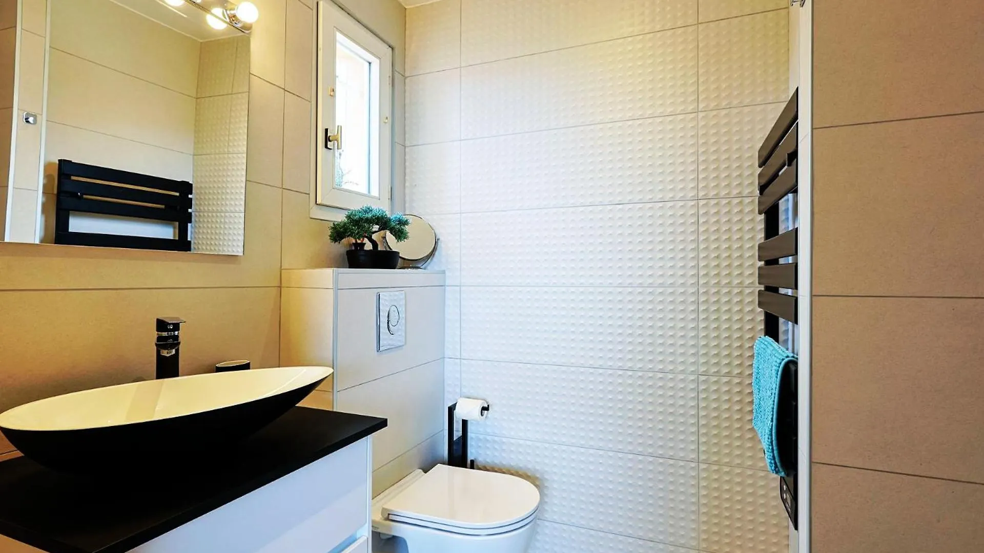 Bastidon Les Citronniers Fuer 4 Personen Mit Meerblick Saint-Raphael  Holiday home Saint-Raphael (Var)